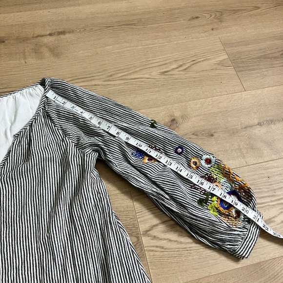 Anthropologie Feather Bone Lindsey Embroidered Floral Size XS - Picture 8 of 9